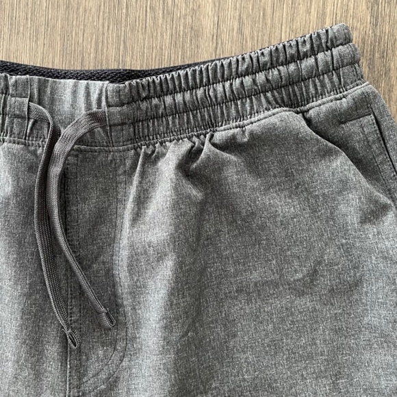 Mens Adidas 3 Stripe Shorts in Grey - Picture 3 of 8